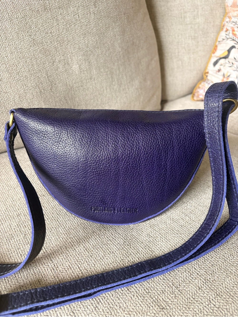 Portland Leather Small Koala Crossbody Bag in Cobalt - Picture 2 of 4